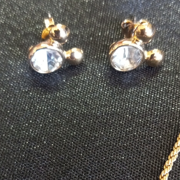 DISNEY NAPIER Gold Tone Necklace And Earrings Set. - Picture 3 of 4